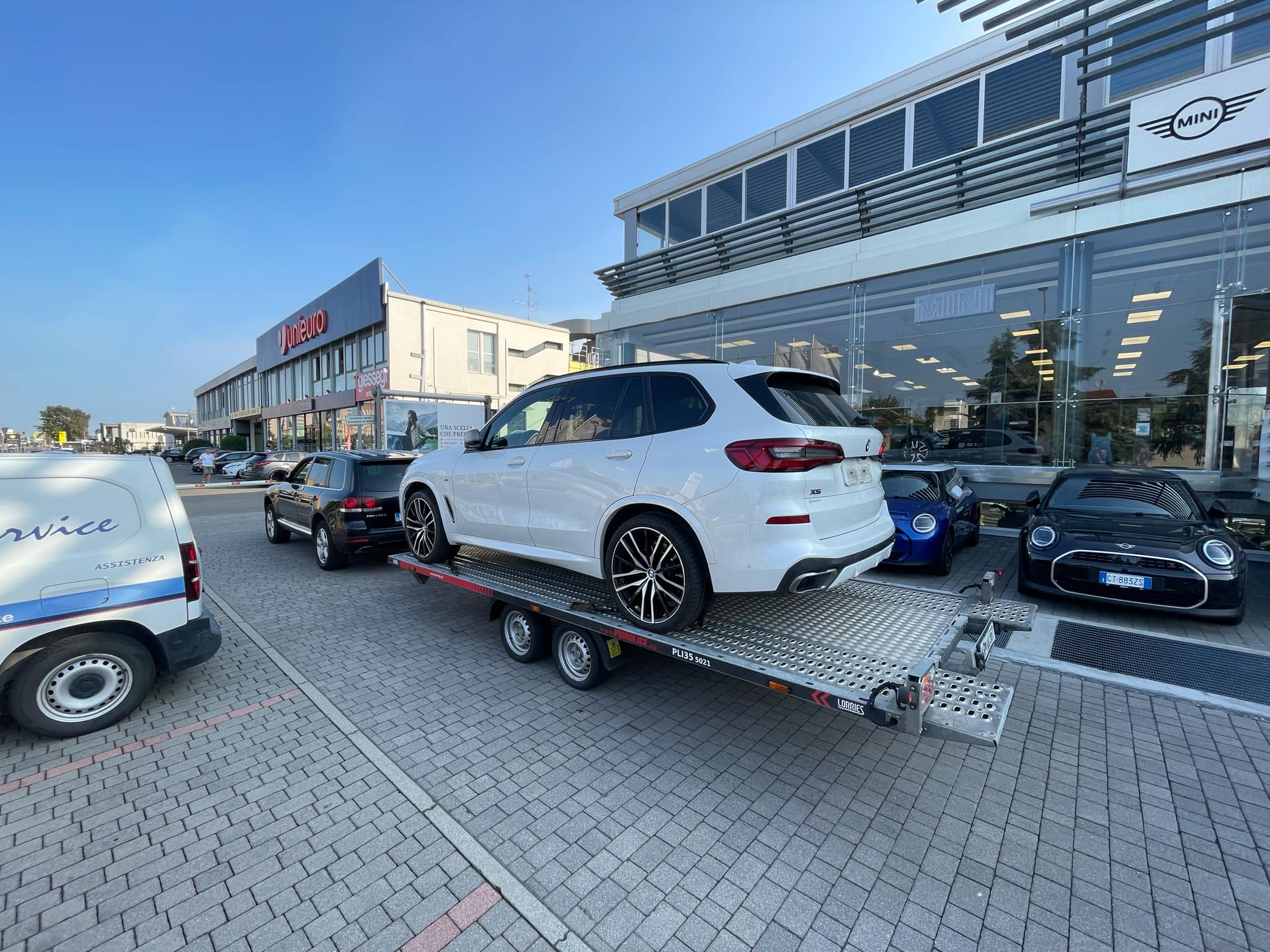 Odkup rabljenega vozila: Je spletna prodaja boljša od prodaje trgovcu?
